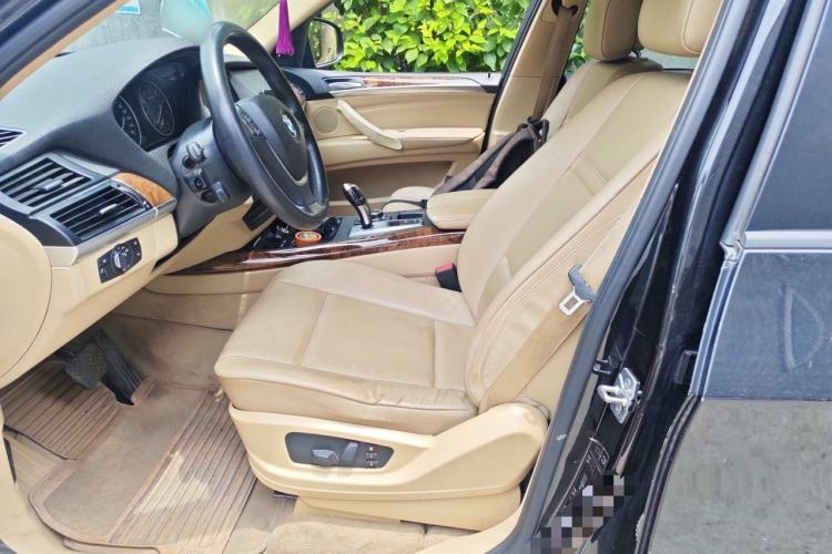 Used BMW X5 2011 xDrive35i Luxury Model Left Front Seat