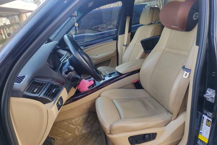 Used BMW X5 2011 xDrive35i Luxury Edition Left Front Seat