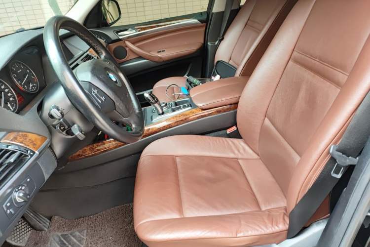 Used BMW X5 2011 xDrive35i Leading Model Left Front Seat