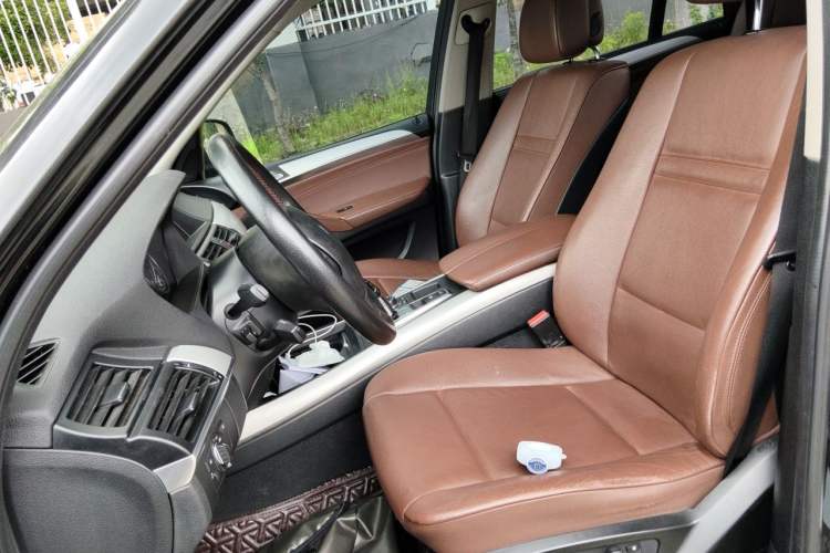 Used BMW X5 2011 xDrive35i Leading Model Left Front Seat