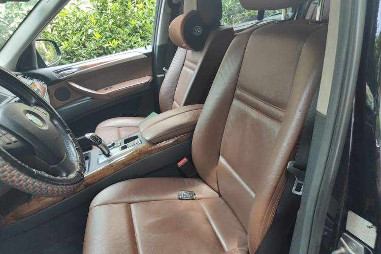 Used BMW X5 2011 xDrive35i Leading Model Left Front Seat