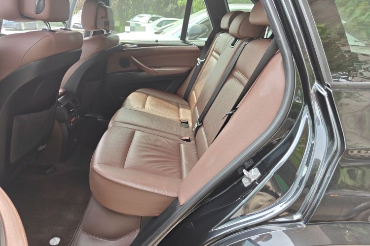 Used BMW X5 2011 xDrive35i U.S. specification Left Rear Seat