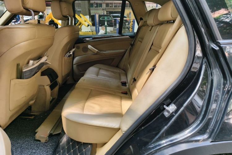 Used BMW X5 2011 xDrive35i Leading Model Left Rear Seat