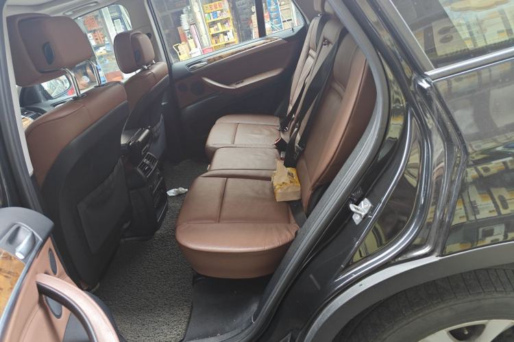 Used BMW X5 2011 xDrive35i Luxury Edition Left Rear Seat