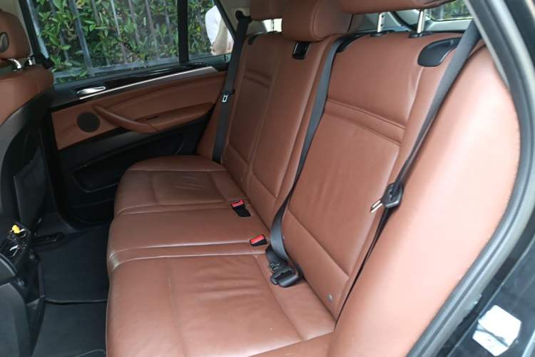 Used BMW X5 2011 xDrive35i Leading Model Left Rear Seat