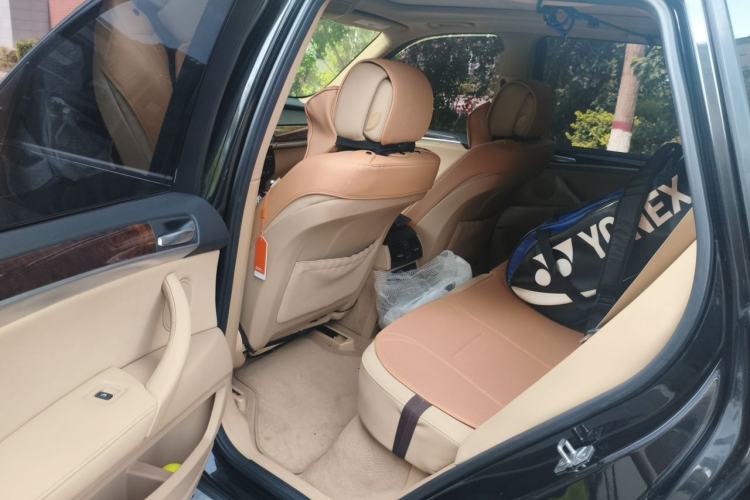 Used BMW X5  Left Rear Seat