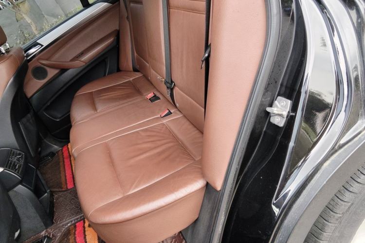 Used BMW X5 2011 xDrive35i Leading Model Left Rear Seat