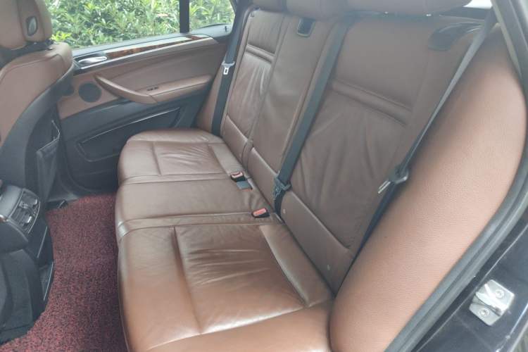 Used BMW X5 2011 xDrive35i Leading Model Left Rear Seat
