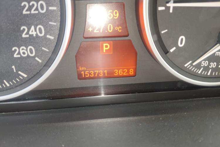 Used BMW X5 2011 xDrive50i Luxury Model Odometer Close Up