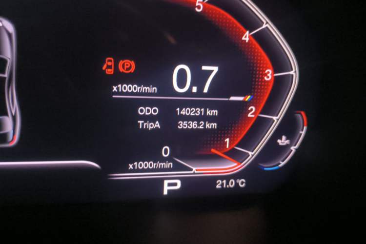 Used BMW X5  Odometer Close Up