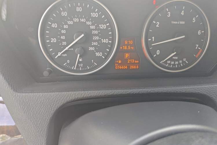 Used BMW X5  Odometer Close Up