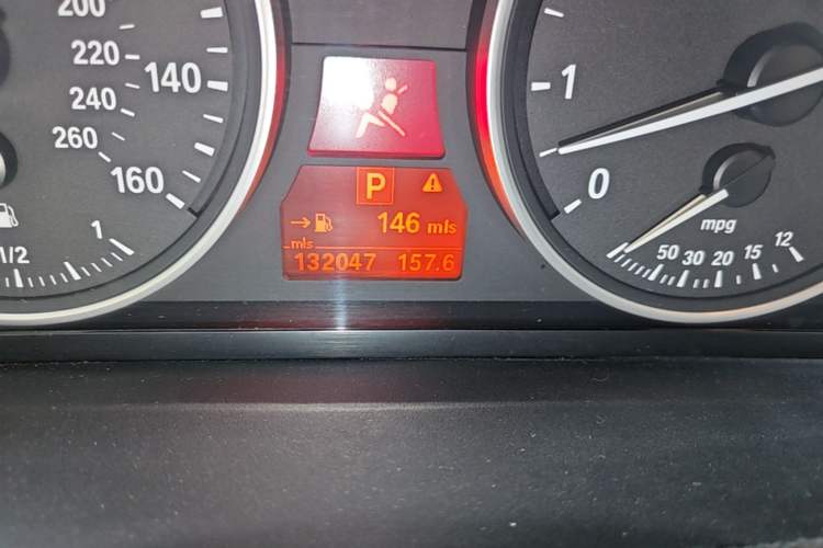 Used BMW X5  Odometer Close Up