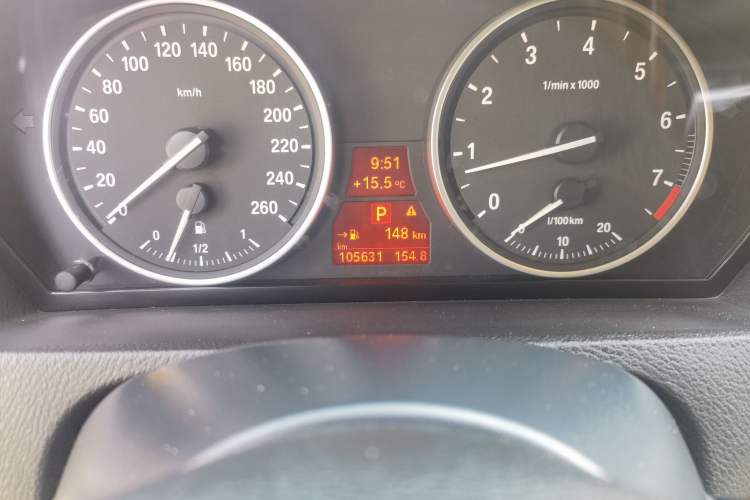 Used BMW X5  Odometer Close Up