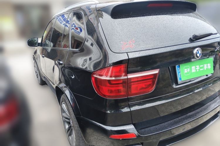 Used BMW X5 2011 xDrive50i Luxury Model Rear Left 45 Deg