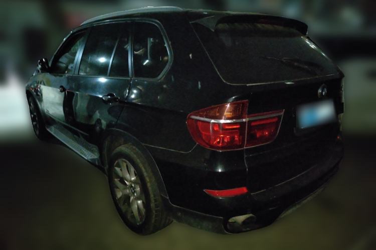 Used BMW X5 2011 xDrive35i Luxury Model Rear Left 45 Deg