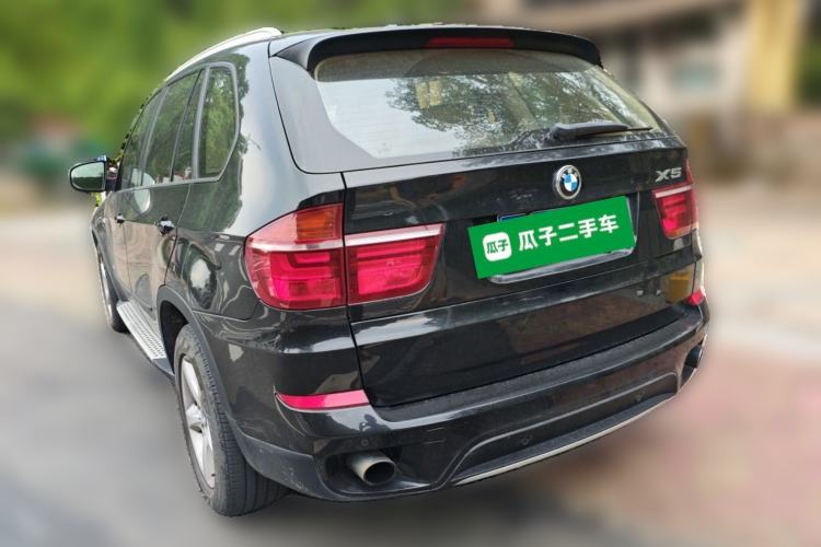 Used BMW X5 2011 xDrive35i Luxury Model Rear Left 45 Deg
