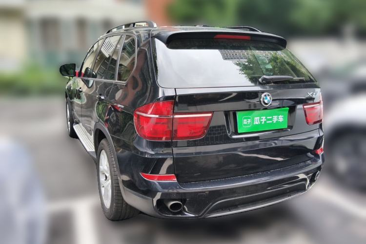 Used BMW X5 2011 xDrive35i Leading Model Rear Left 45 Deg