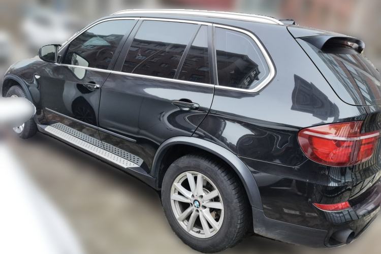Used BMW X5 2011 xDrive35i Luxury Edition Rear Left 45 Deg