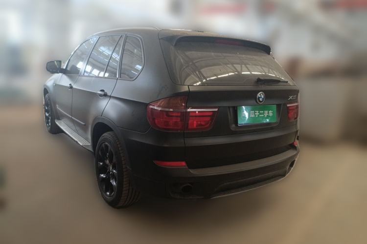 Used BMW X5 2011 xDrive35i Luxury Model Rear Left 45 Deg