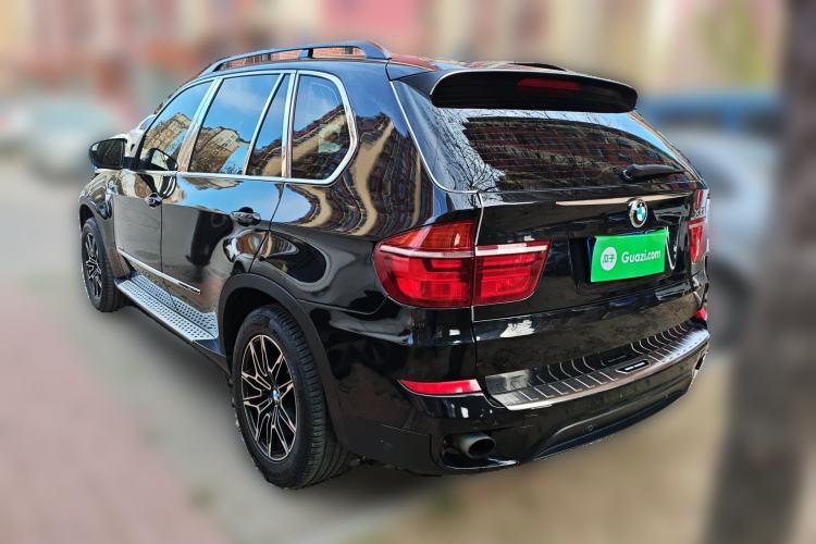 Used BMW X5 2011 xDrive35i Leading Model Rear Left 45 Deg