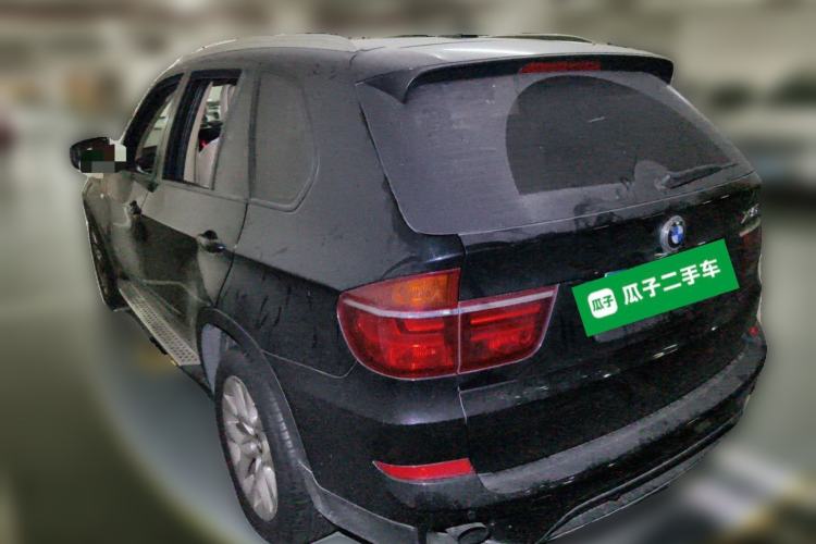 Used BMW X5 2011 xDrive35i Leading Model Rear Left 45 Deg