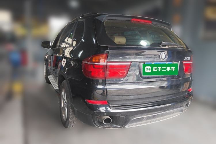 Used BMW X5 2011 xDrive35i Leading Model Rear Left 45 Deg
