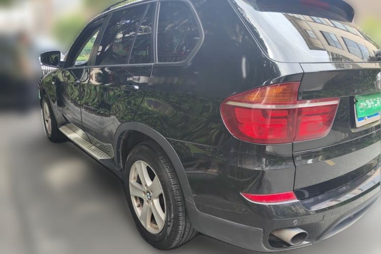 Used BMW X5 2011 xDrive35i Leading Model Rear Left 45 Deg