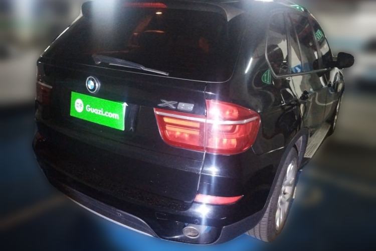 Used BMW X5  Rear Right 45 Deg