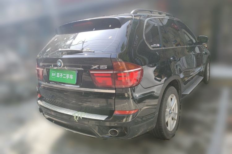 Used BMW X5 2011 xDrive35i Leading Model Rear Right 45 Deg