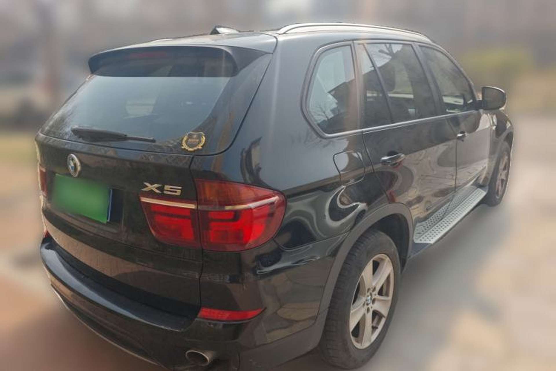 Used BMW X5 2011 xDrive35i Leading Model Rear Right 45 Deg
