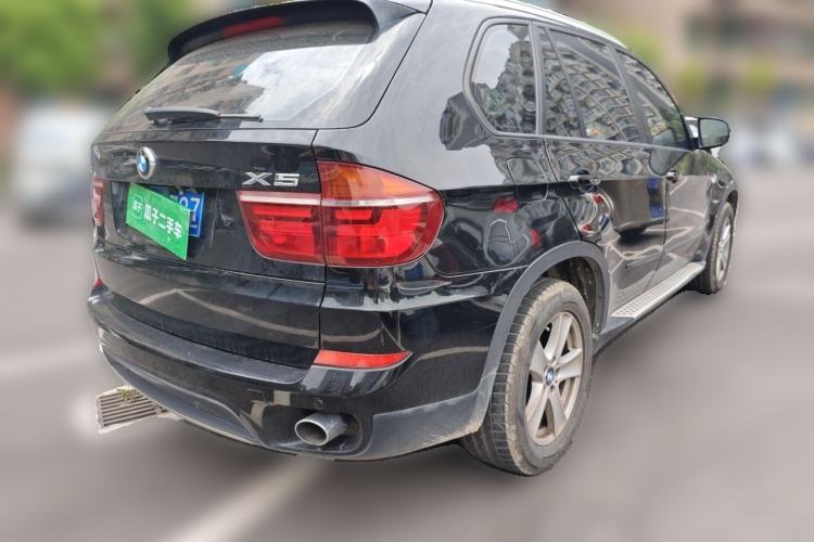 Used BMW X5 2011 xDrive35i Leading Model Rear Right 45 Deg