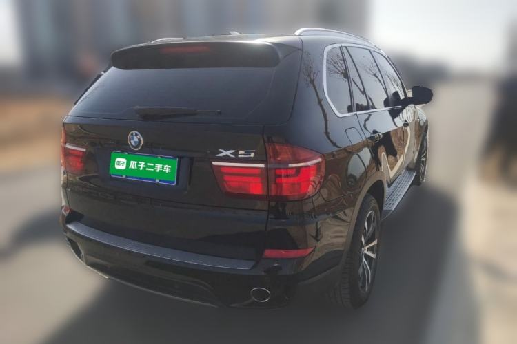 Used BMW X5 2011 xDrive35i Leading Model Rear Right 45 Deg