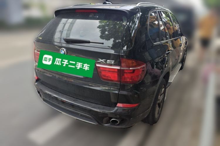 Used BMW X5 2011 xDrive35i Luxury Edition Rear Right 45 Deg