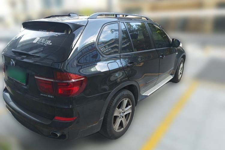 Used BMW X5 2011 xDrive35i Leading Model Rear Right 45 Deg