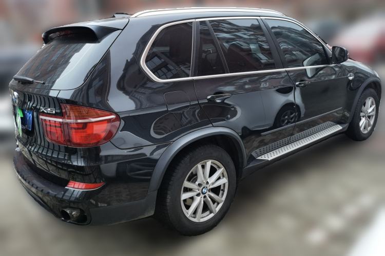 Used BMW X5 2011 xDrive35i Luxury Edition Rear Right 45 Deg