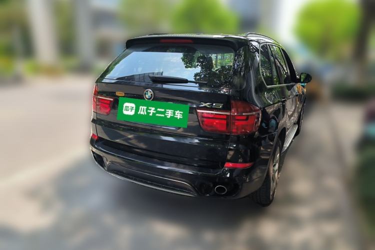 Used BMW X5 2011 xDrive35i Luxury Edition Rear Right 45 Deg