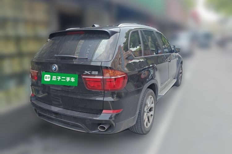 Used BMW X5 2011 xDrive35i Luxury Edition Rear Right 45 Deg