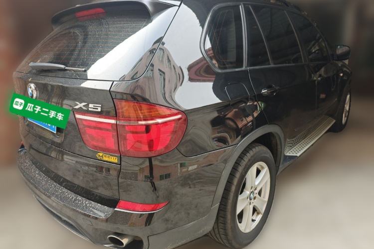 Used BMW X5 2011 xDrive35i Leading Model Rear Right 45 Deg