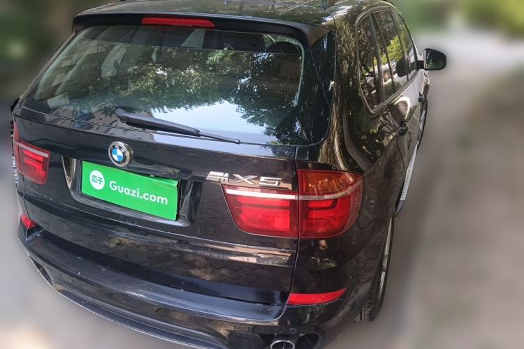 Used BMW X5 2011 xDrive35i Leading Model Rear Right 45 Deg