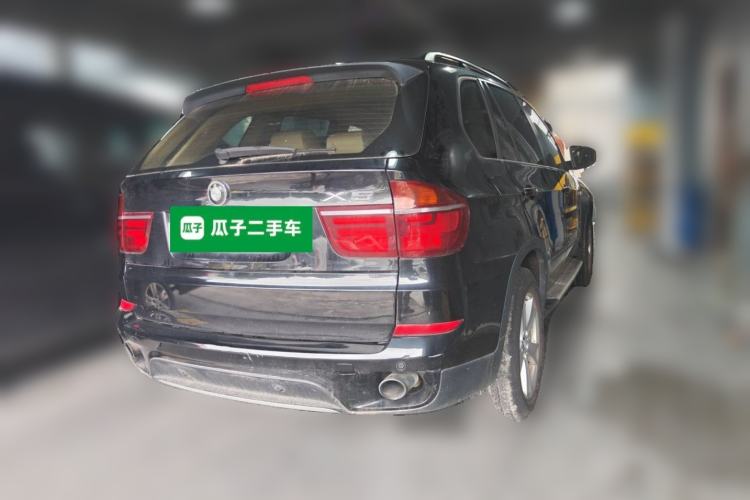 Used BMW X5 2011 xDrive35i Leading Model Rear Right 45 Deg