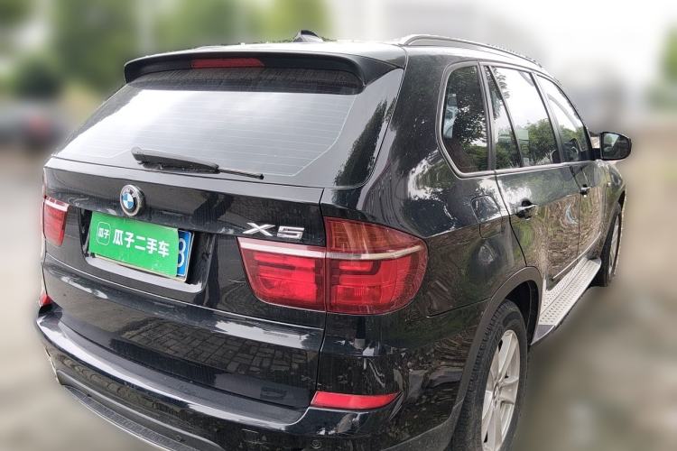 Used BMW X5 2011 xDrive35i Leading Model Rear Right 45 Deg