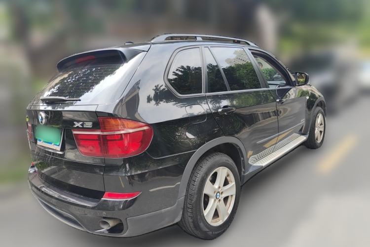 Used BMW X5 2011 xDrive35i Leading Model Rear Right 45 Deg