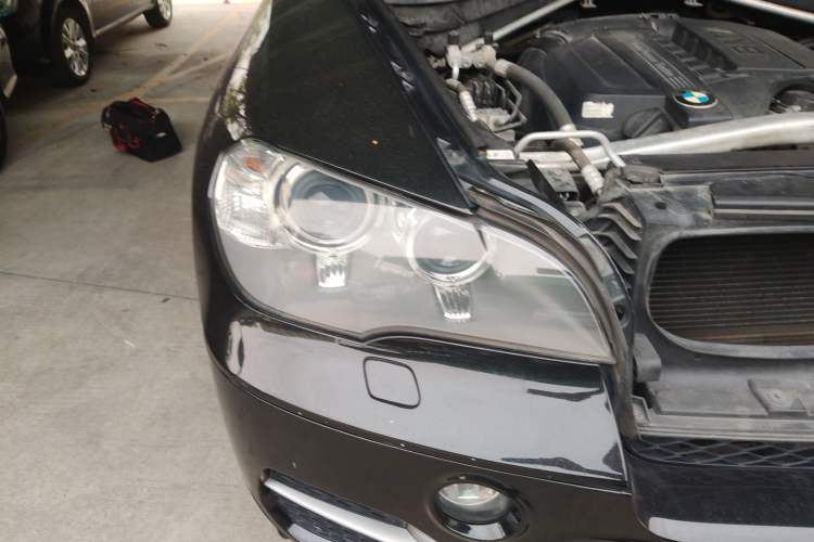 Used BMW X5 2011 xDrive35i Leading Model Right Front Headlight