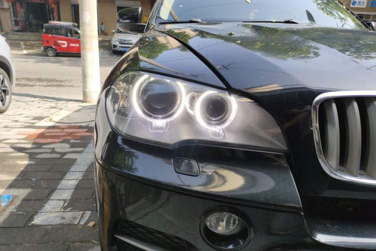 Used BMW X5 2011 xDrive35i Leading Model Right Front Headlight