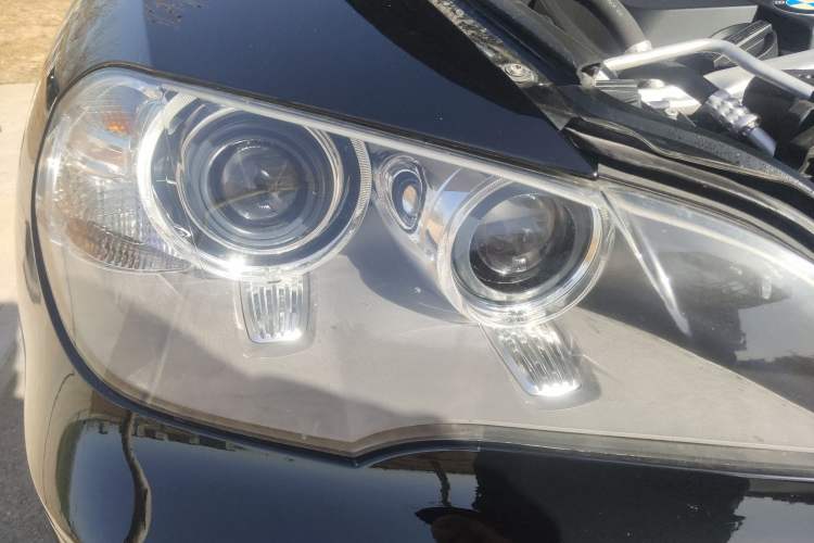 Used BMW X5 2011 xDrive35i Leading Model Right Front Headlight