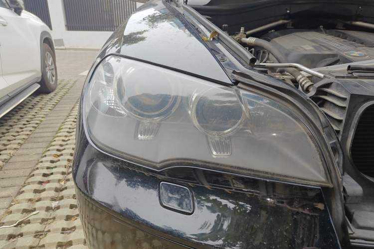 Used BMW X5 2011 xDrive35i Leading Model Right Front Headlight
