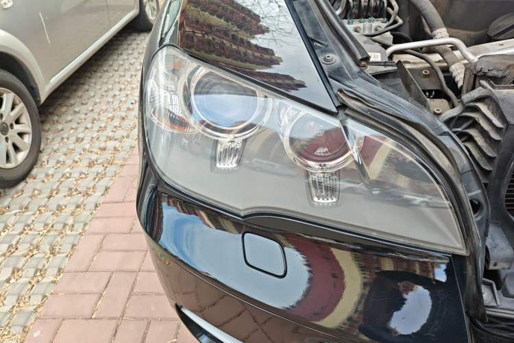 Used BMW X5 2011 xDrive35i Leading Model Right Front Headlight