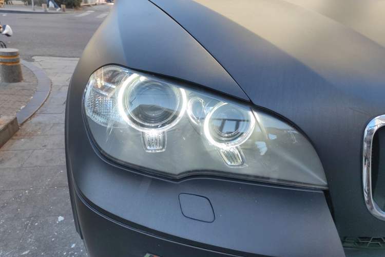 Used BMW X5 2011 xDrive35i M Sport model Right Front Headlight