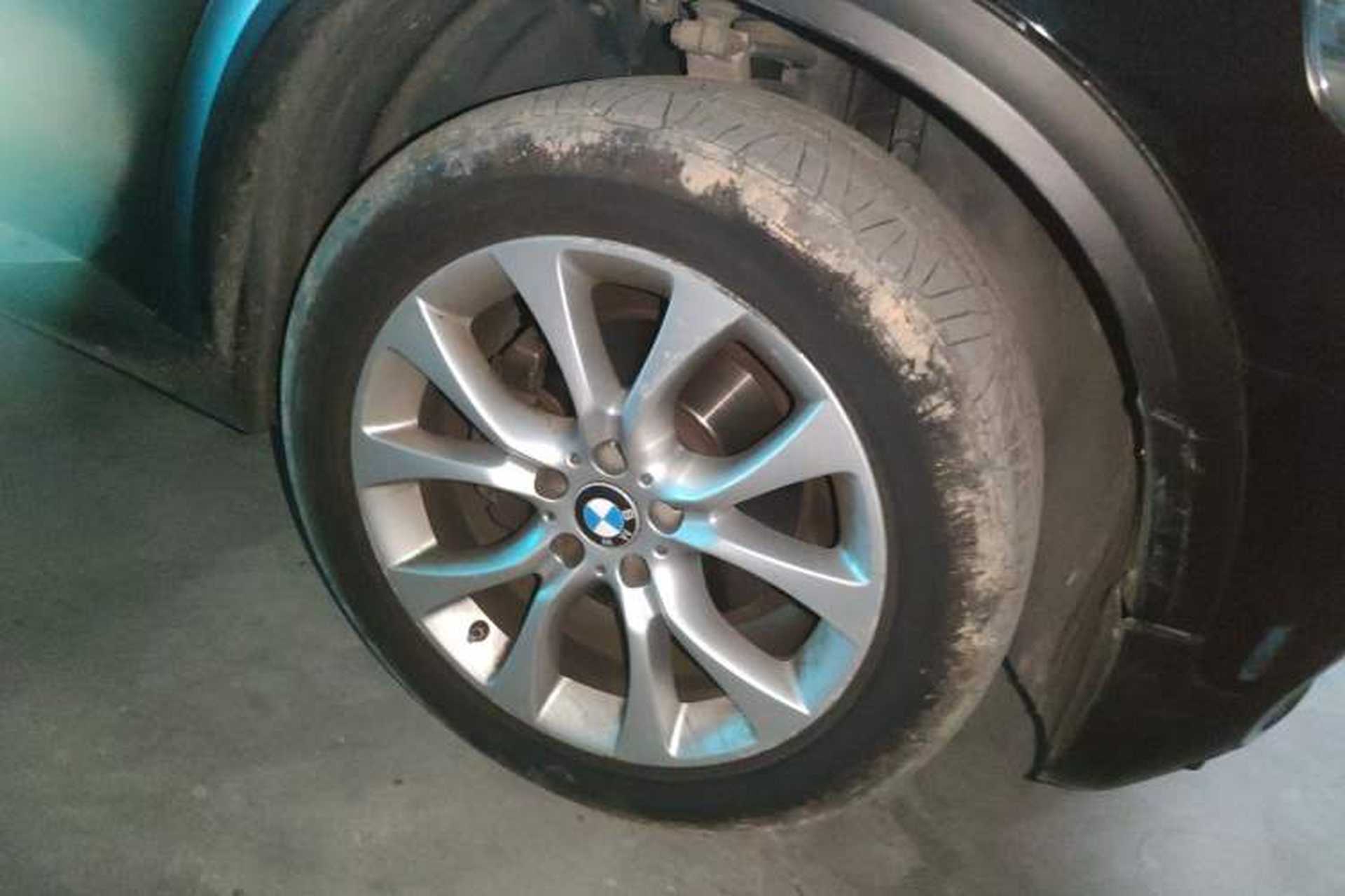 Used BMW X5 2011 xDrive35i Luxury Edition Right Front Wheel Hub