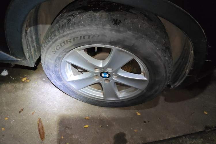 Used BMW X5 2011 xDrive35i Leading Model Right Front Wheel Hub
